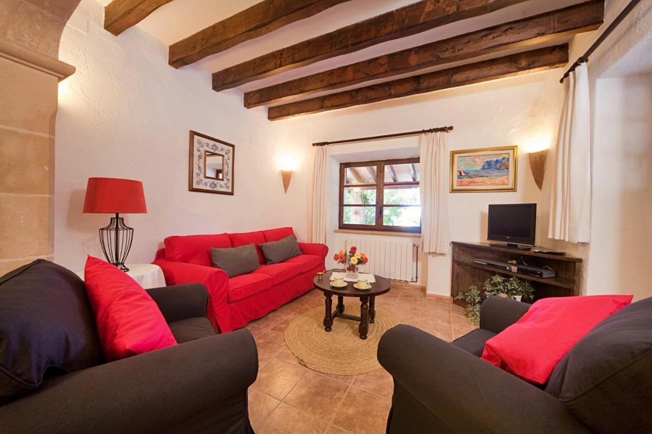 Villa Mosson By Sealand Villas Port de Pollença Eksteriør bilde
